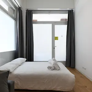  Appartamento Primopiano - La Malfa Flats Italia