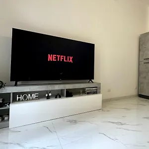  Appartamento Elegant & Luxe A 200m Da Stazione E Aereoporto Di Italia