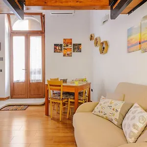 Casa vacanze Honeyapartment, Brindisi